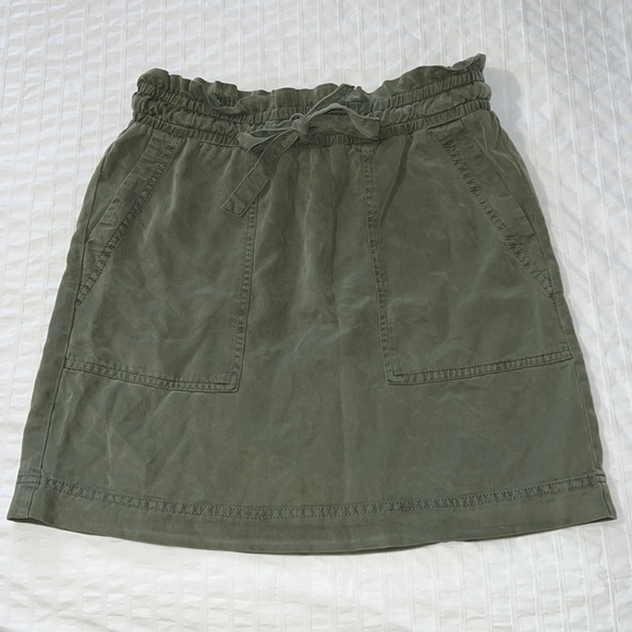 Vince Camuto Dresses & Skirts - VINCE CAMUTO tencel skirt paper bag waist skirt